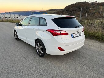 Hyundai i30 1.6crdi diesel, 153000km - 4