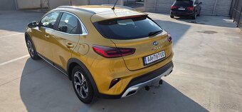 KIA XCEED - 4