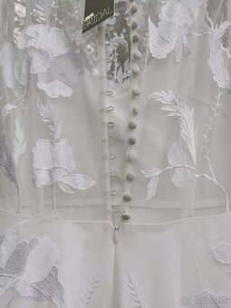 ASOS, Eliza floral embroidered long sleeve , M - 4