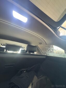 Interiér Audi A6 c6 Avant - 4