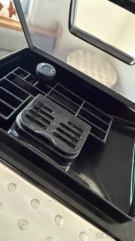 Predám kávovar DeLonghi Magnifica - 4