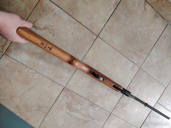 Vzduchovka ČZ 800 - 4