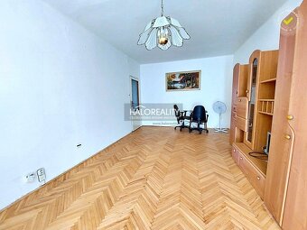 HALO reality - Prenájom, trojizbový byt Levice - 4