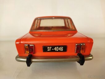 stará hračka Poľský Fiat 125p - 4