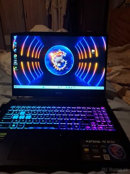 predám úplne noví notebook msi katana 15 b13v intel core7 - 4