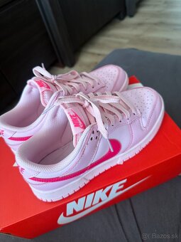 triple pink dunk low 39 - 4