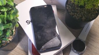 iPhone 12 mini – rozbitý displej - 4