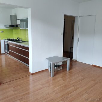 Prenájom 2 izbový byt - Zvolen centrum - 4