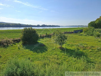 Unikátny pozemok na výstavbu domu pri brehu rieky Dunaj v - 4