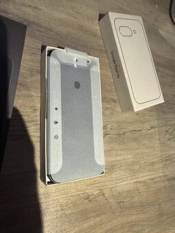 Google Pixel 9a 8GB/128GB Obsidian - 4