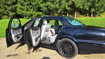 Jaguár XJ8 Long verzia - 4