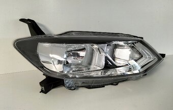 Nissan Pulsar 2014- pravé predné svetlo - 4