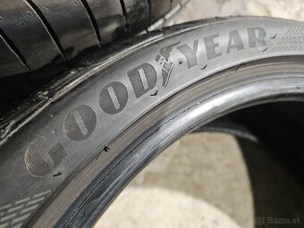 Letné Pneu GoodYear 225/40 R19 - 4