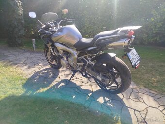 Yamaha FZ6 Fazer - 4