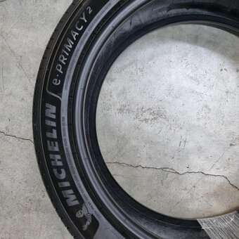 Letné pneumatiky 225/45 R19 MICHELIN DOT3424 - 4