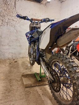 Ymaha yzf 250 - 4
