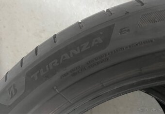 235/45 R18 Bridgestone Letne top stav 2ks - 4