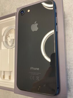 iPhone 8, 64GB - 4