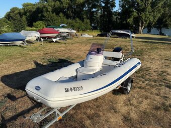 Nafukovací motorový čln (RIB) - GRAND S470L - Mercury 60HP - 4