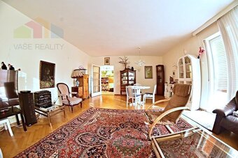 Na prenájom veľký 3,5 izbový byt s balkónom + KK, 118 m², ul - 4