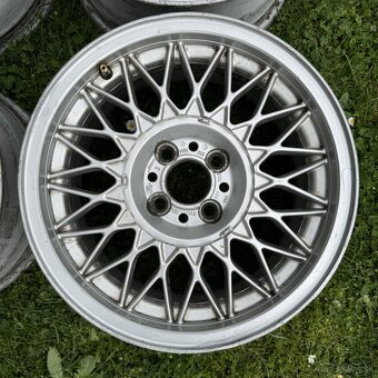 BMW E30 STYLING 5 R15 - 4