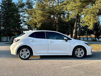 Toyota Corolla 2.0 Hybrid 112kW Style & Tech - 4