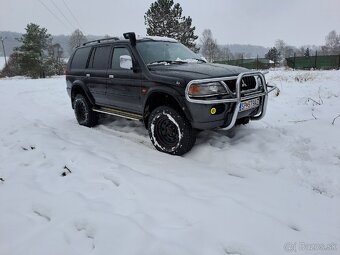 Mitsubishi Pajero Sport - 4