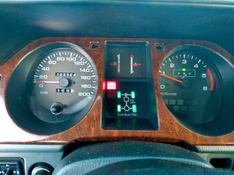 Mitsubishi Pajero - 4