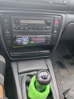 Predám Vw Passat B5,5 1.9tdi 74kw - 4