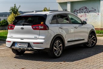 Kia Niro 1.6 GDi Hybrid DCT Platinum, 77 kW, A6 - 4