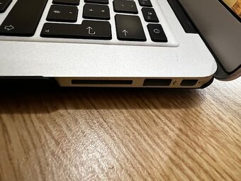 Apple MacBook air 13”  /best cena/ - 4