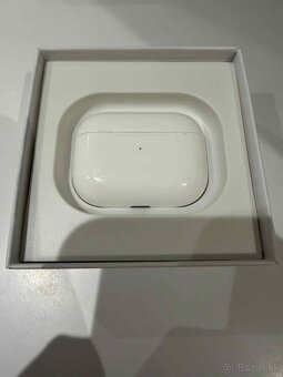 Apple AirPods PRO - 4