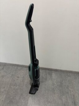 Predám tyčový vysávač zn. Electrolux - 4