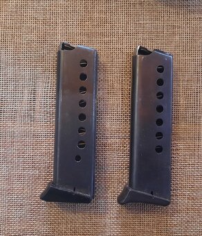 Samonabíjacia pištoľ ČZ 70 - 4