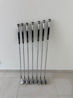 Golfove palice Cobra King SZ (gripy Pride James Bond 007) - 4