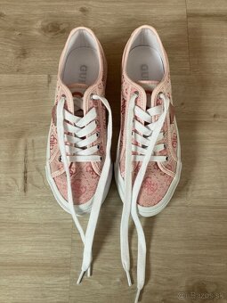 Guess Jelexa - 4