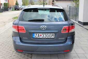 Toyota Avensis Combi 1,8b 108kW - 4