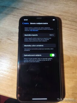 iPhone XR 64GB - 4
