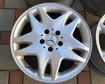 Mercedes Benz 5x112 r17 - 4