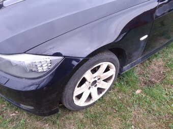 Predam komplet predok na BMW E90 facelift - 4