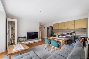 Ponúkam na predaj 2 izbový Apartmán Nová Lesná - 4