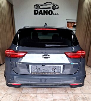Kia Ceed SW kombi Automat - 4