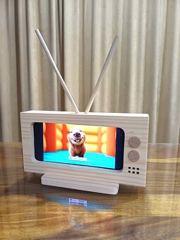 Drevený stojan na telefón - 4