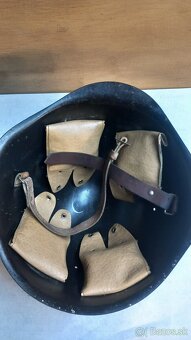Stará vojenská prilba - 4