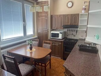 Trnava 3.izbovy byt - 4