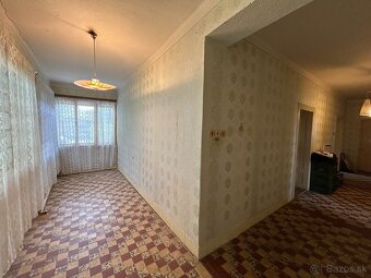 41797-ZNÍŽENÁ CENA - Príjemný rodinný dom v obci Nenince - 4