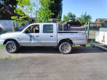 SUV 4/4 - 4