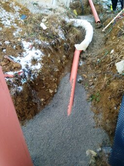 Kanalizačné, dažďové, vodovodné a el. prípojky, drenáže - 4