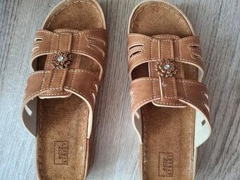 Dvakrát obuté dámske šľapky Easy Street 40, Deichmann - 4