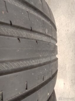 235/45 R18 98Y GOOD YEAR - 4